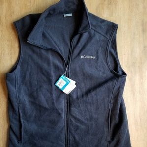 Men's Columbia vest NWT